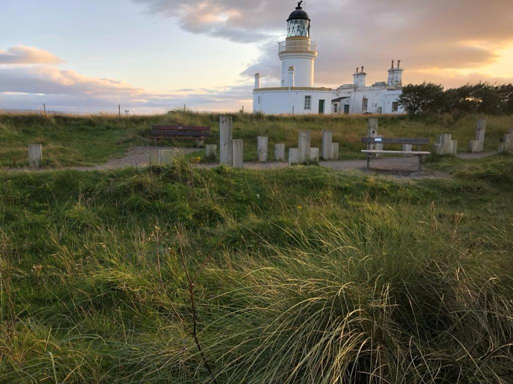 Ferienwohnung The Mended Drum Fortrose Exterior foto